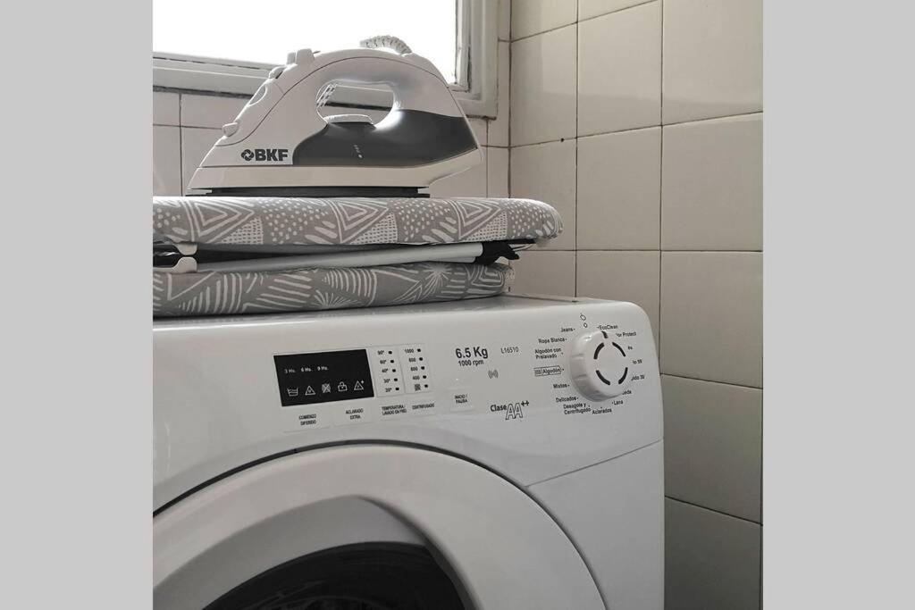 2 Ambientes En Almagro En Av Corrientes Para 2 Personas Apartment บัวโนสไอเรส ภายนอก รูปภาพ