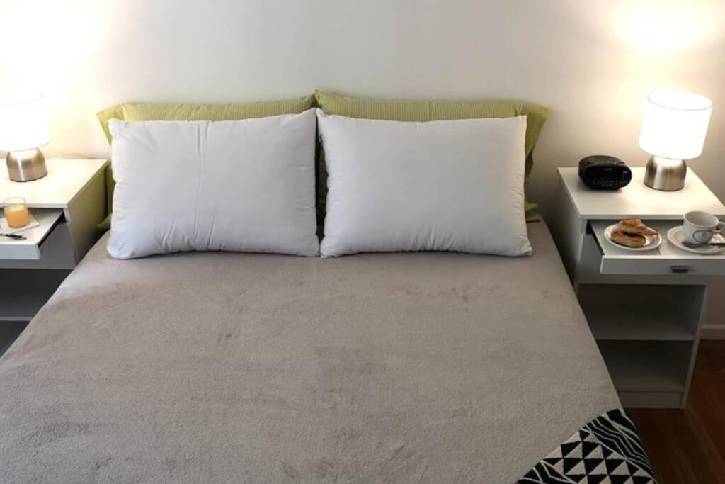 2 Ambientes En Almagro En Av Corrientes Para 2 Personas Apartment บัวโนสไอเรส ภายนอก รูปภาพ