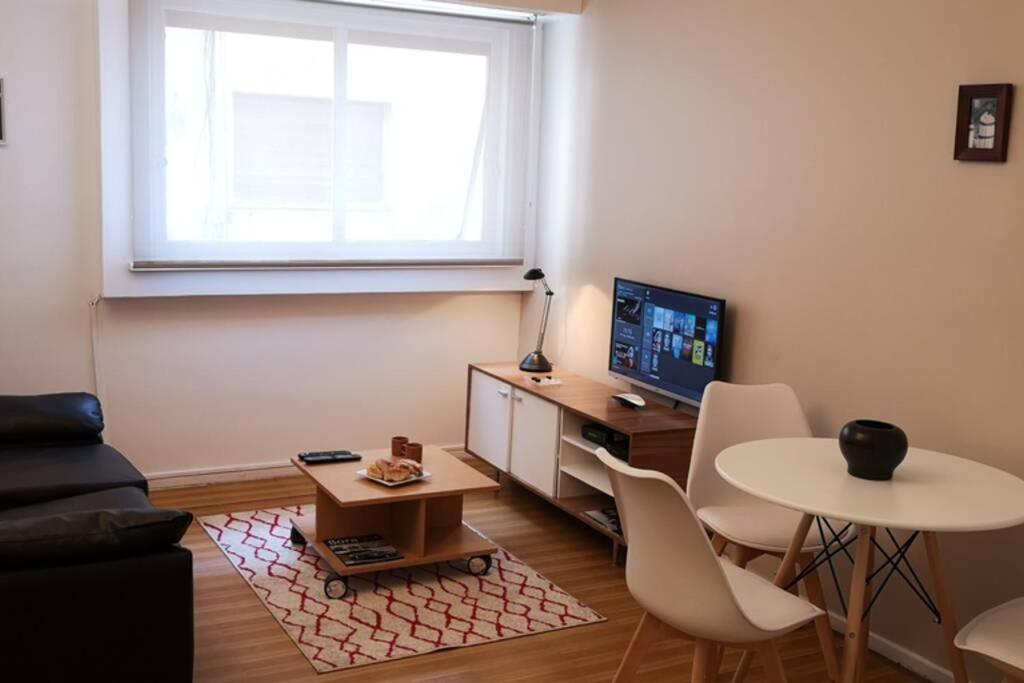 2 Ambientes En Almagro En Av Corrientes Para 2 Personas Apartment บัวโนสไอเรส ภายนอก รูปภาพ